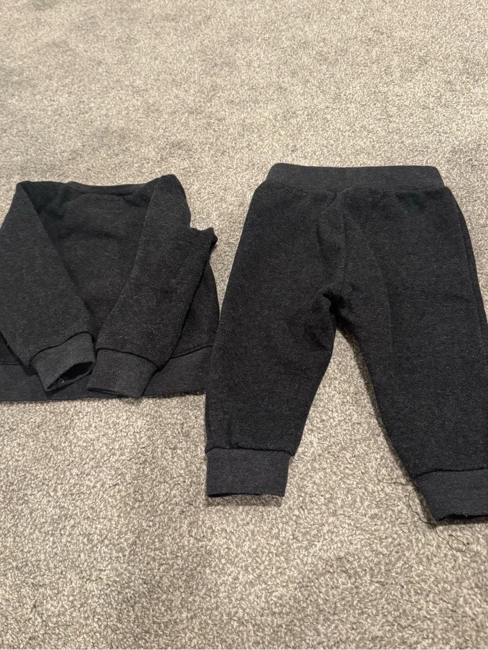 Converse baby girl 2-Piece Sweat Set - Worn Once Size 12M